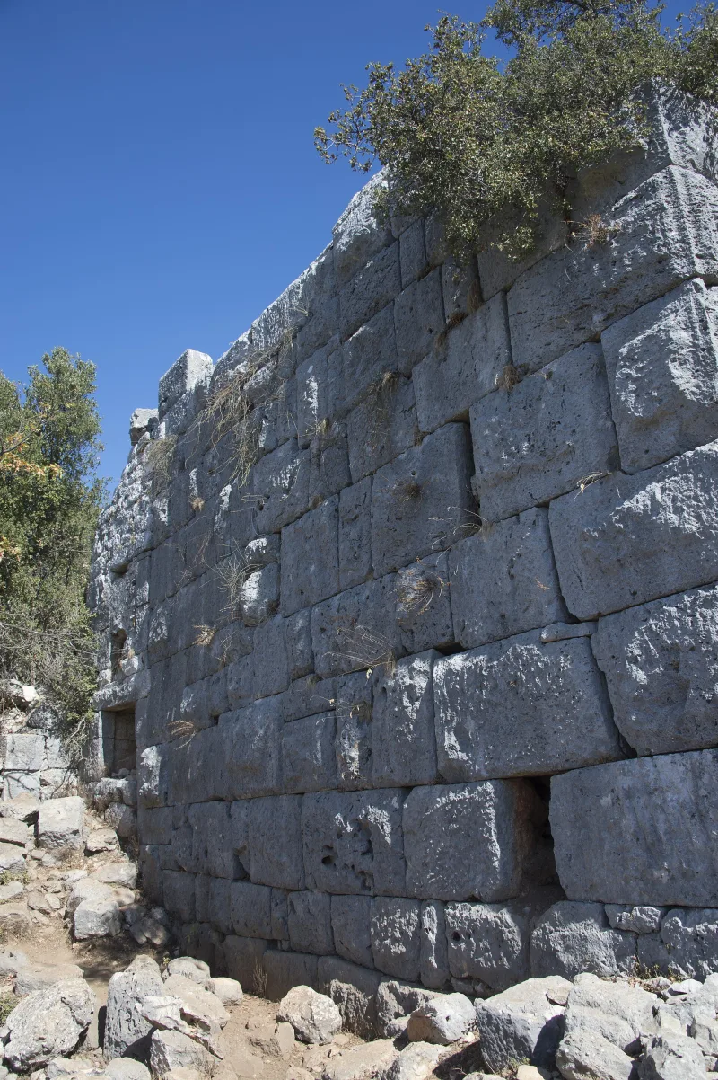 Cyaneae (Kianei): la ciudad de los sarcófagos de Licia, cerca de Demre