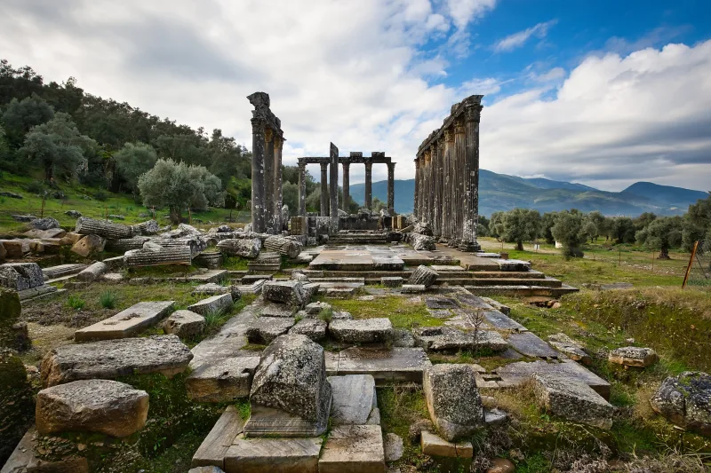 Euromus (Eurom) — templo de Zeus Lepsinus en Milas