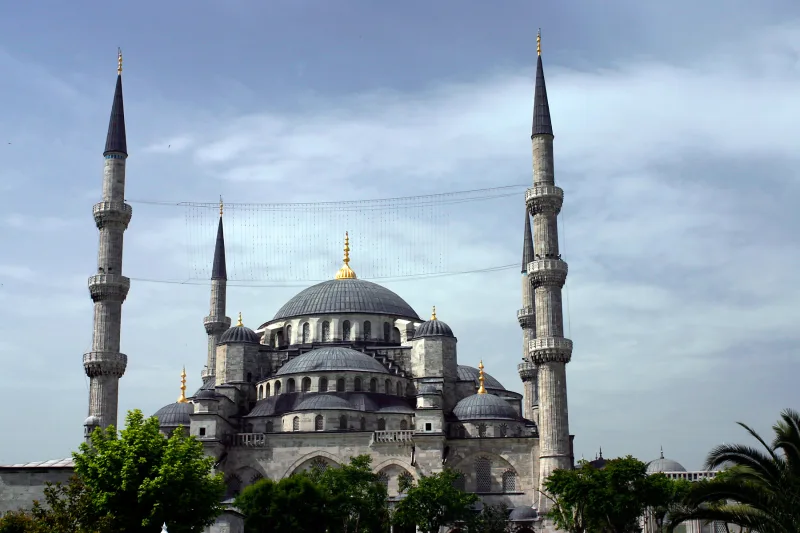 Джамия „Хатуние“ (Hatuniye Camii) в Токате: кулията на Баязид II