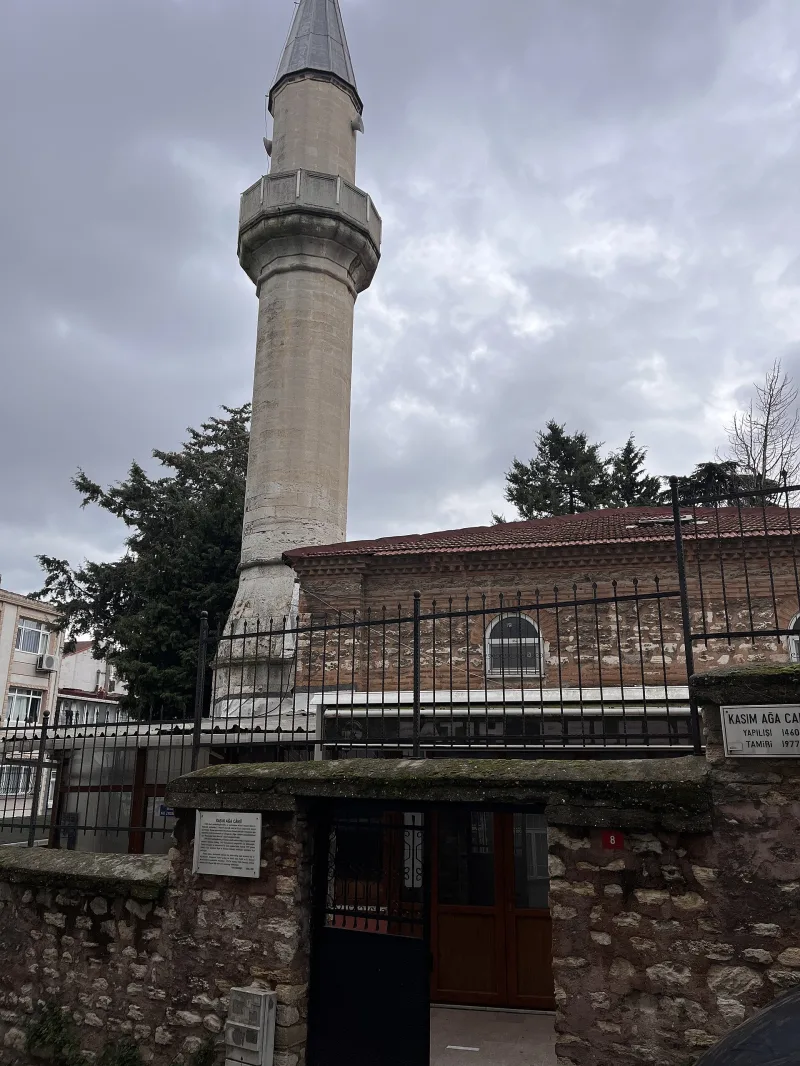 La mezquita de Kasim Aga en Estambul: historia y cómo visitarla