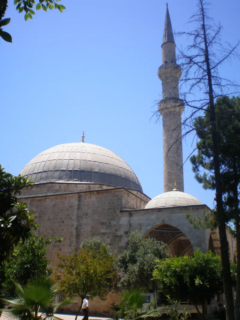 Murat Pasha -moskeija Istanbulissa – 1400-luku, Fatih-alue
