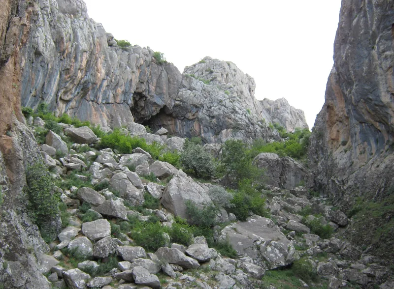 The Tigris Tunnel (Dicle Tüneli) — Assyrian reliefs at the source of the Tigris