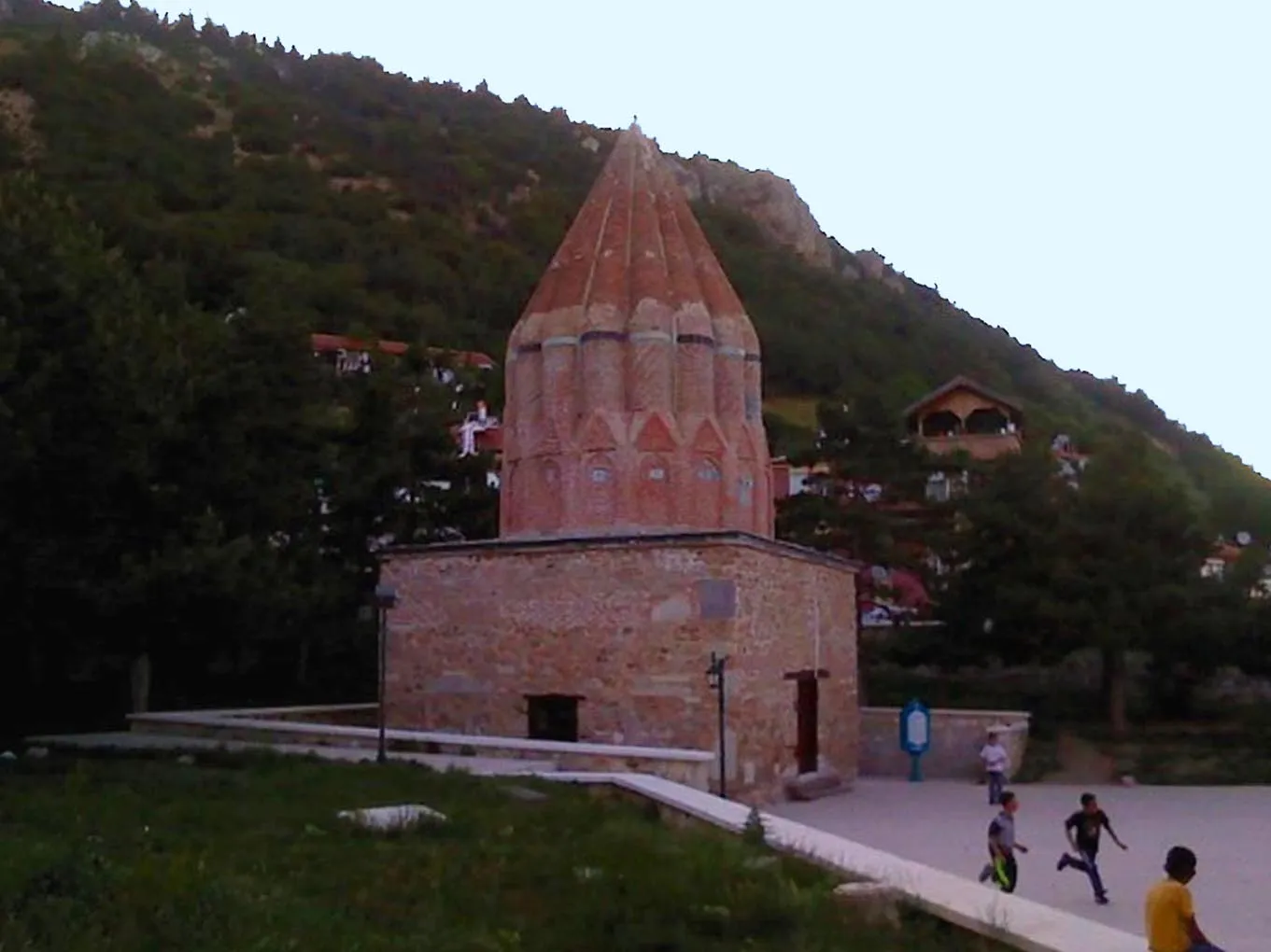 ضريح السيد محمود حيراني في أكشير — صوفي من القرن الثالث عشر
