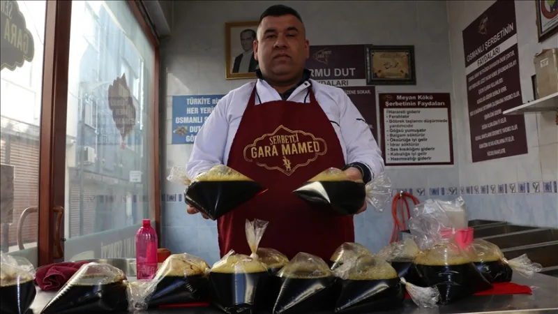 La bebida indispensable de los gaziantepíes en las mesas de iftar: 