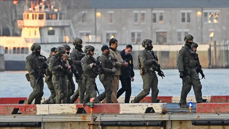 Maduro sa v New Yorku po druhýkrát postavil pred súd