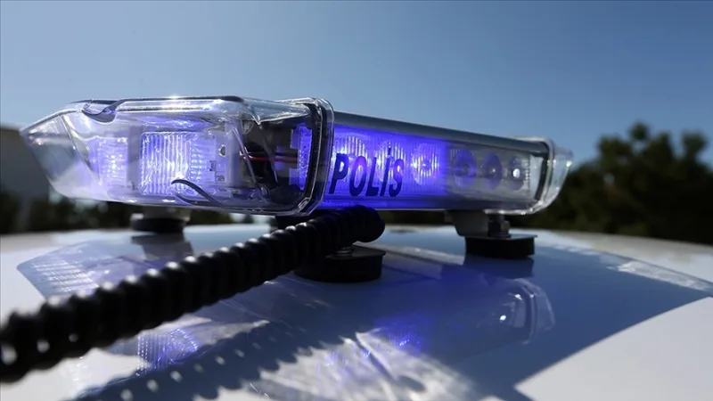 29 epäiltyä, jotka ovat syyllistyneet petoksiin vahingoittuneiden ajoneuvojen alustanumeroilla, on määrätty pidätettäväksi