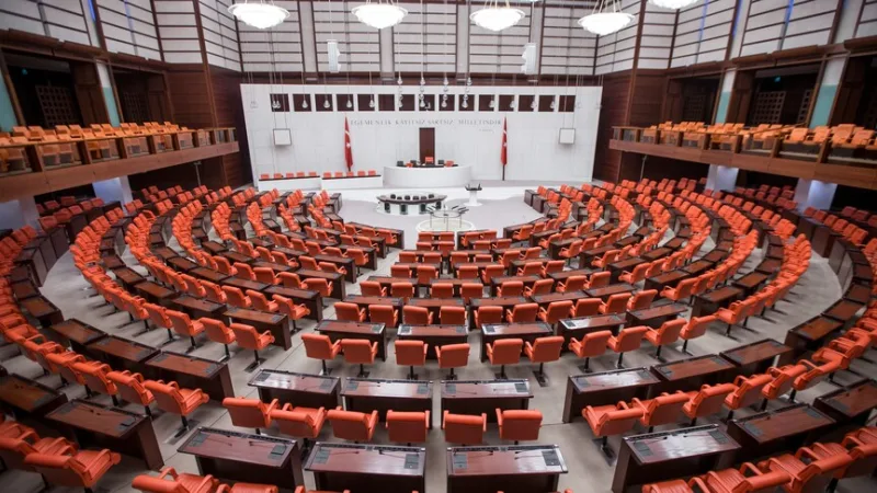 Число дел о неприкосновенности в парламенте достигло 1052